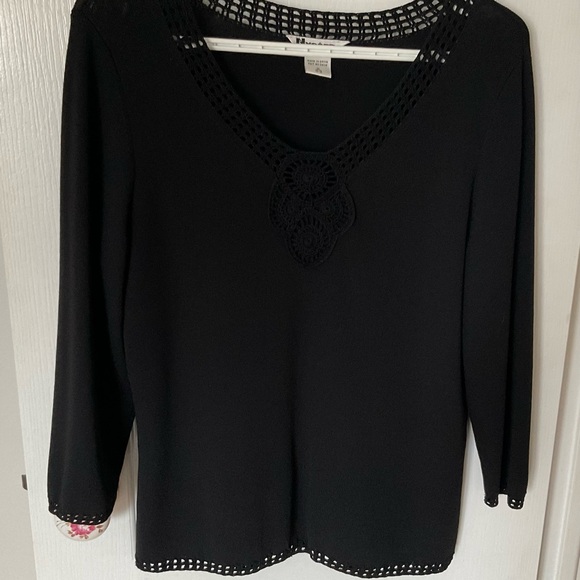 Nygard dressy sweater- medium - Picture 2 of 5